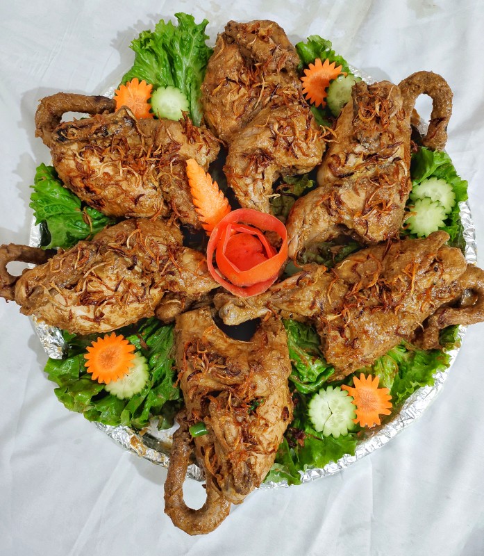 মোরগ মোসাল্লাম ডালা